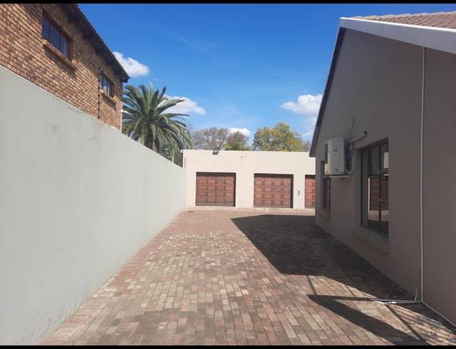 3 BEDROOM HOUSE FOR SALE IN ARCON PARK